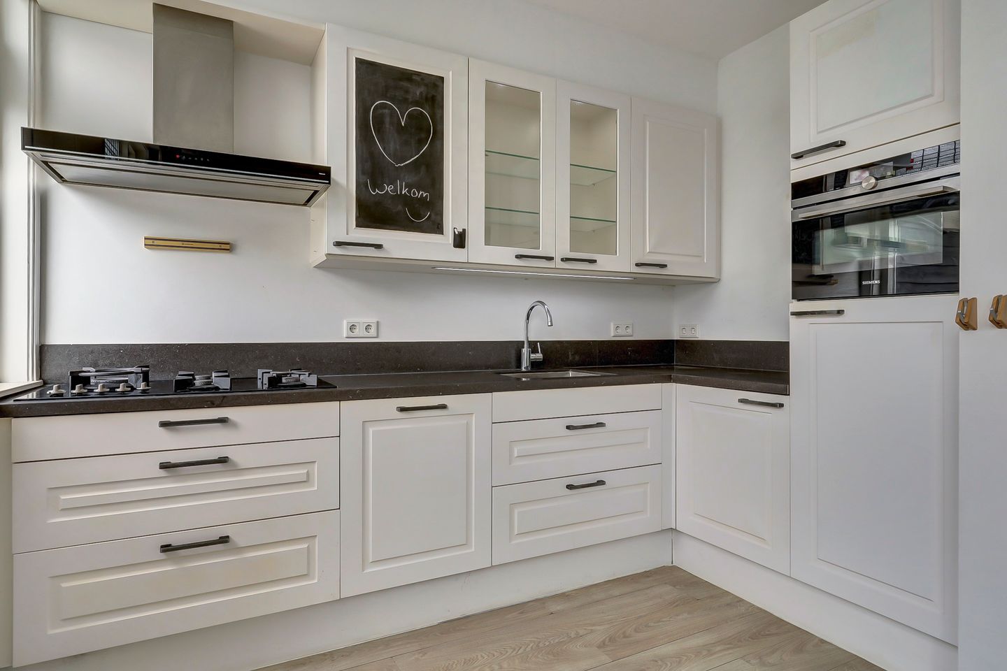 Foto 10 van Erasmusstraat 16