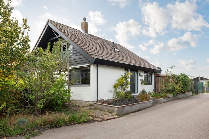 Photo 1 of Uiterweg 272