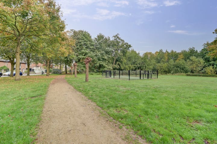 Photo 21 of Anna Paulownalaan 12