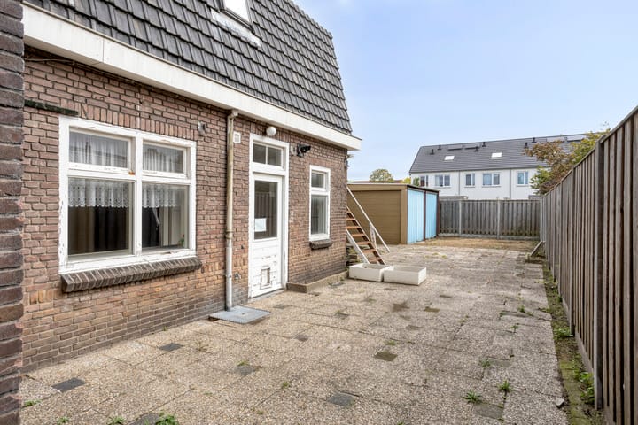 Photo 6 of Wolfstraat 138