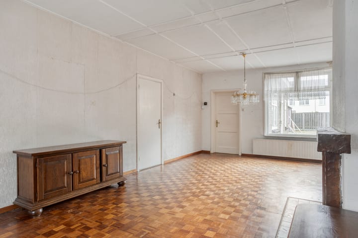 Photo 15 of Wolfstraat 138