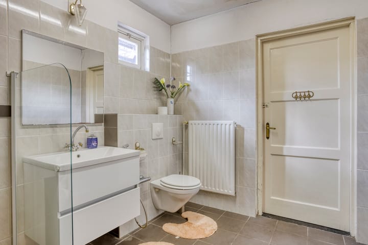 Photo 22 of Wolfstraat 138