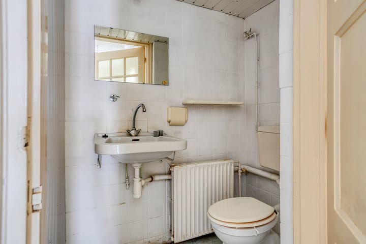 Photo 30 of Wolfstraat 138