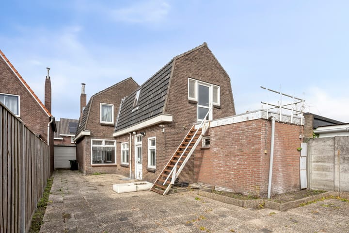 Photo 32 of Wolfstraat 138