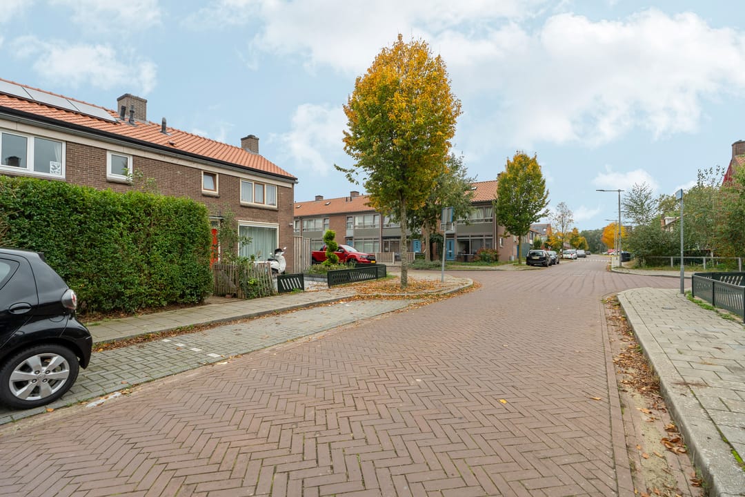 Photo 38 of Watermuntstraat 33