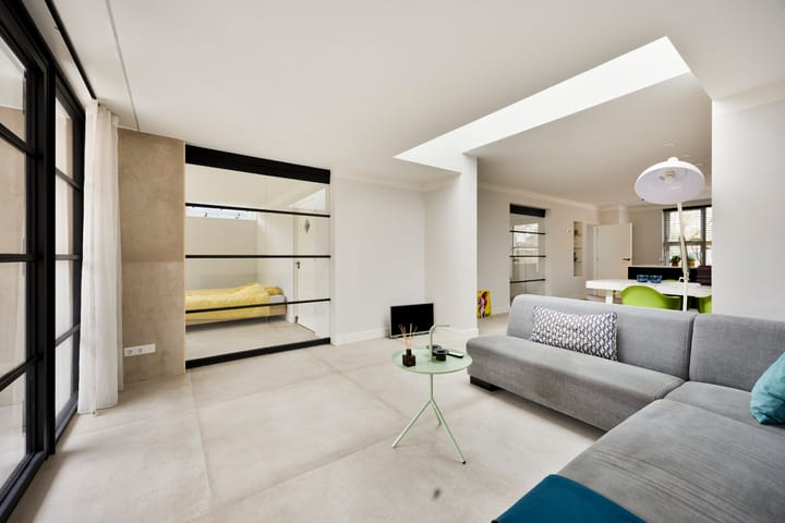 Photo 16 of Gronausestraat 149