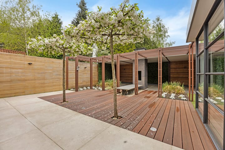 Photo 26 of Gronausestraat 149