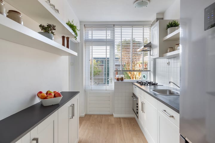 Photo 17 of Elisabeth van Loonstraat 10