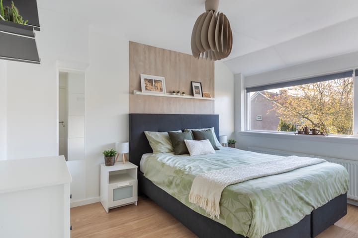 Photo 22 of Elisabeth van Loonstraat 10