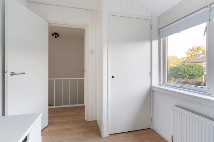 Photo 27 of Elisabeth van Loonstraat 10