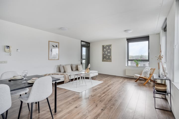 Foto 2 van Piusplein 42-07