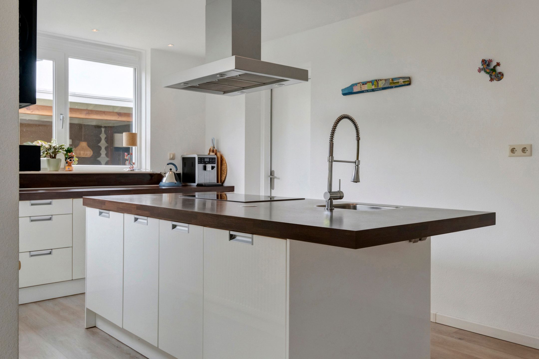 Foto 24 van Limesstraat 10