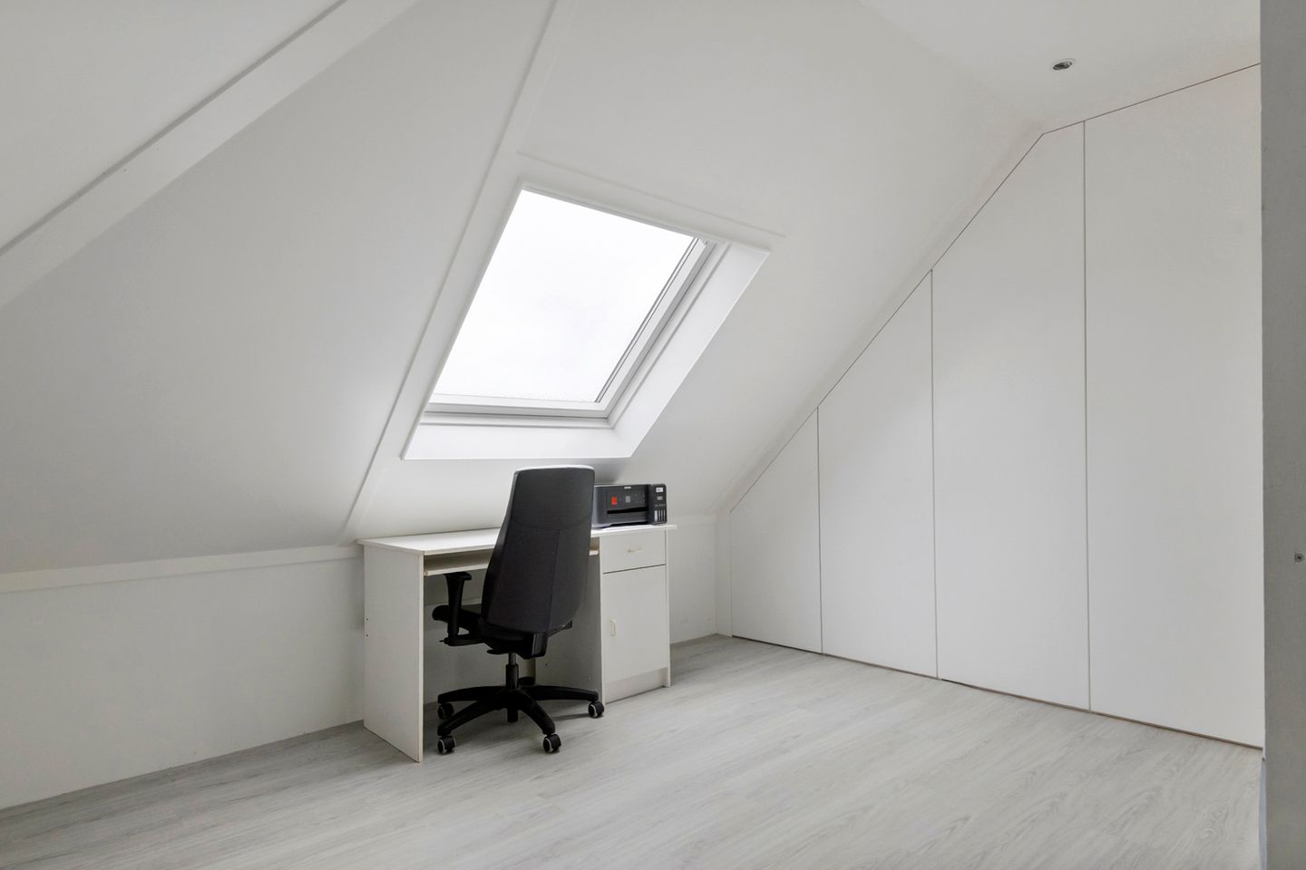 Foto 44 van Limesstraat 10