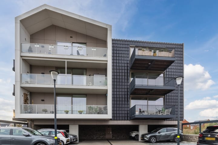 Foto 32 van Perengaarde 75