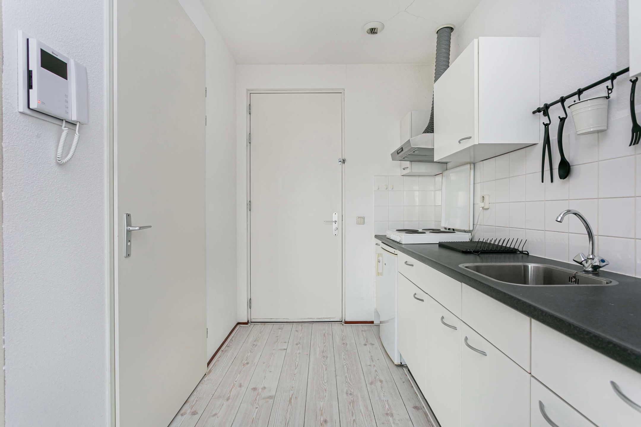 Photo 9 of Europaplein 861