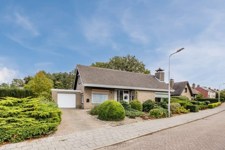 Photo 1 of Duinstraat 29