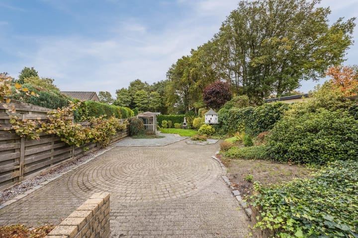 Photo 36 of Duinstraat 29