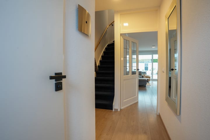 Foto 4 van Burgemeester Van Laarstraat 13