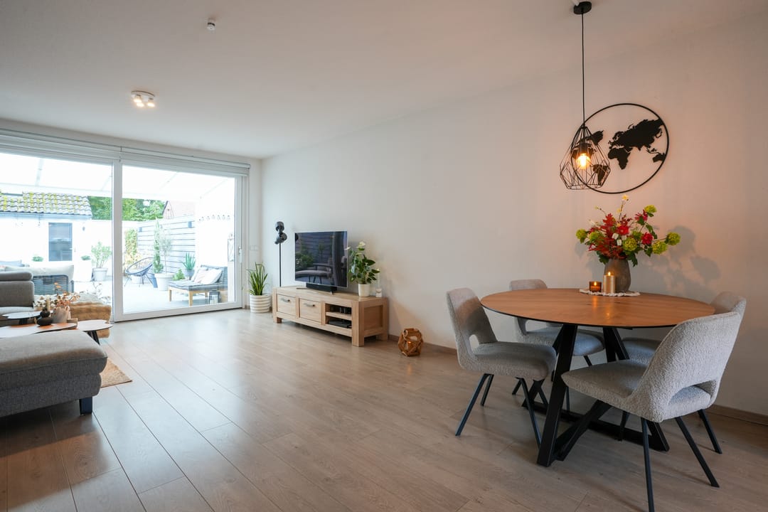 Foto 8 van Burgemeester Van Laarstraat 13