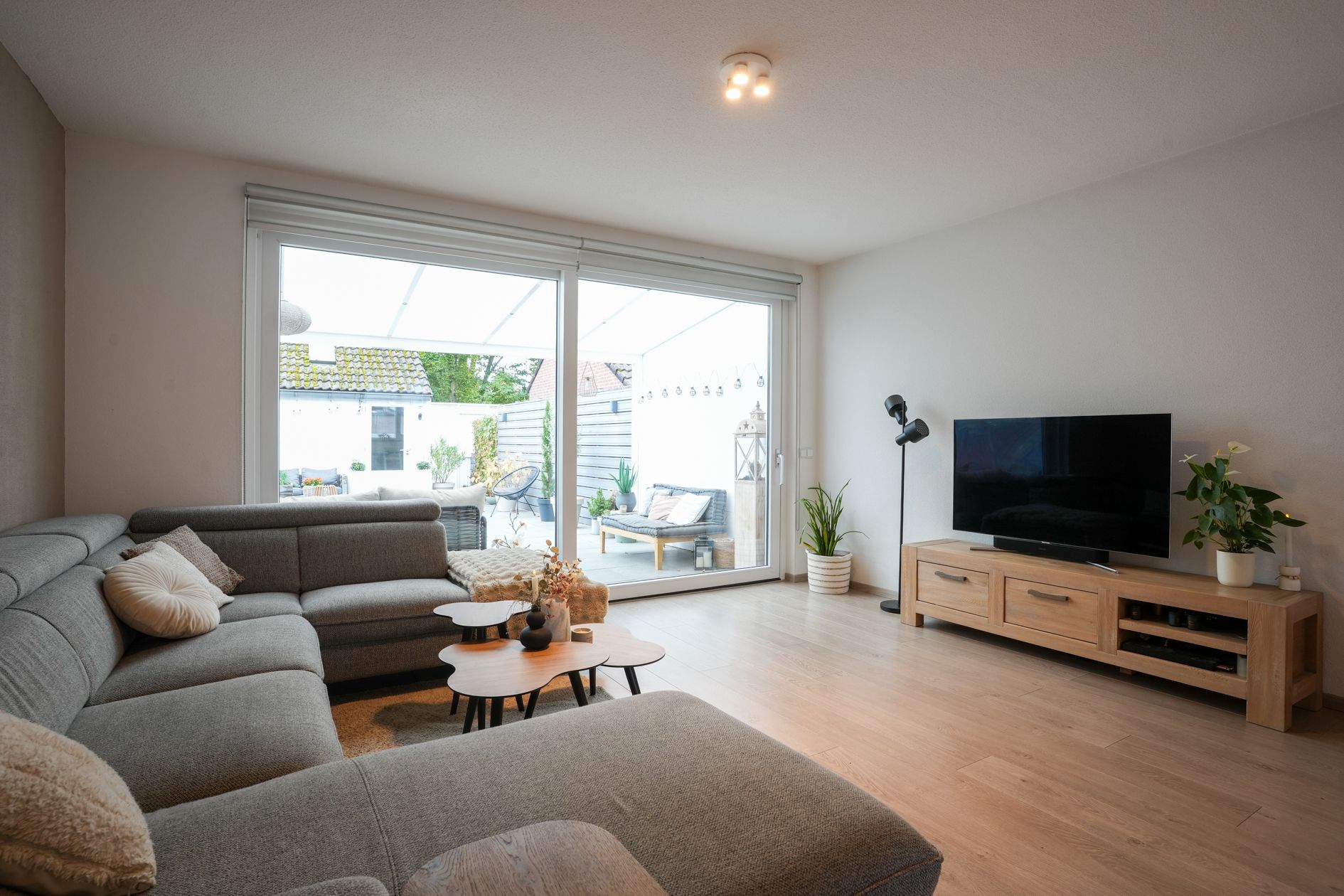 Foto 9 van Burgemeester Van Laarstraat 13