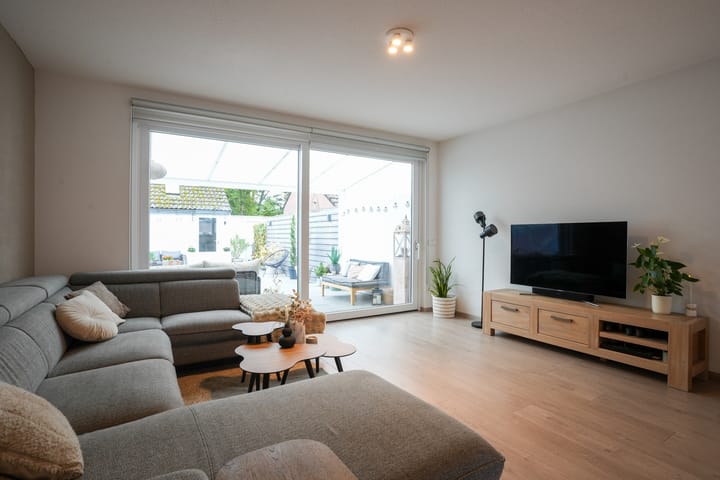 Foto 9 van Burgemeester Van Laarstraat 13