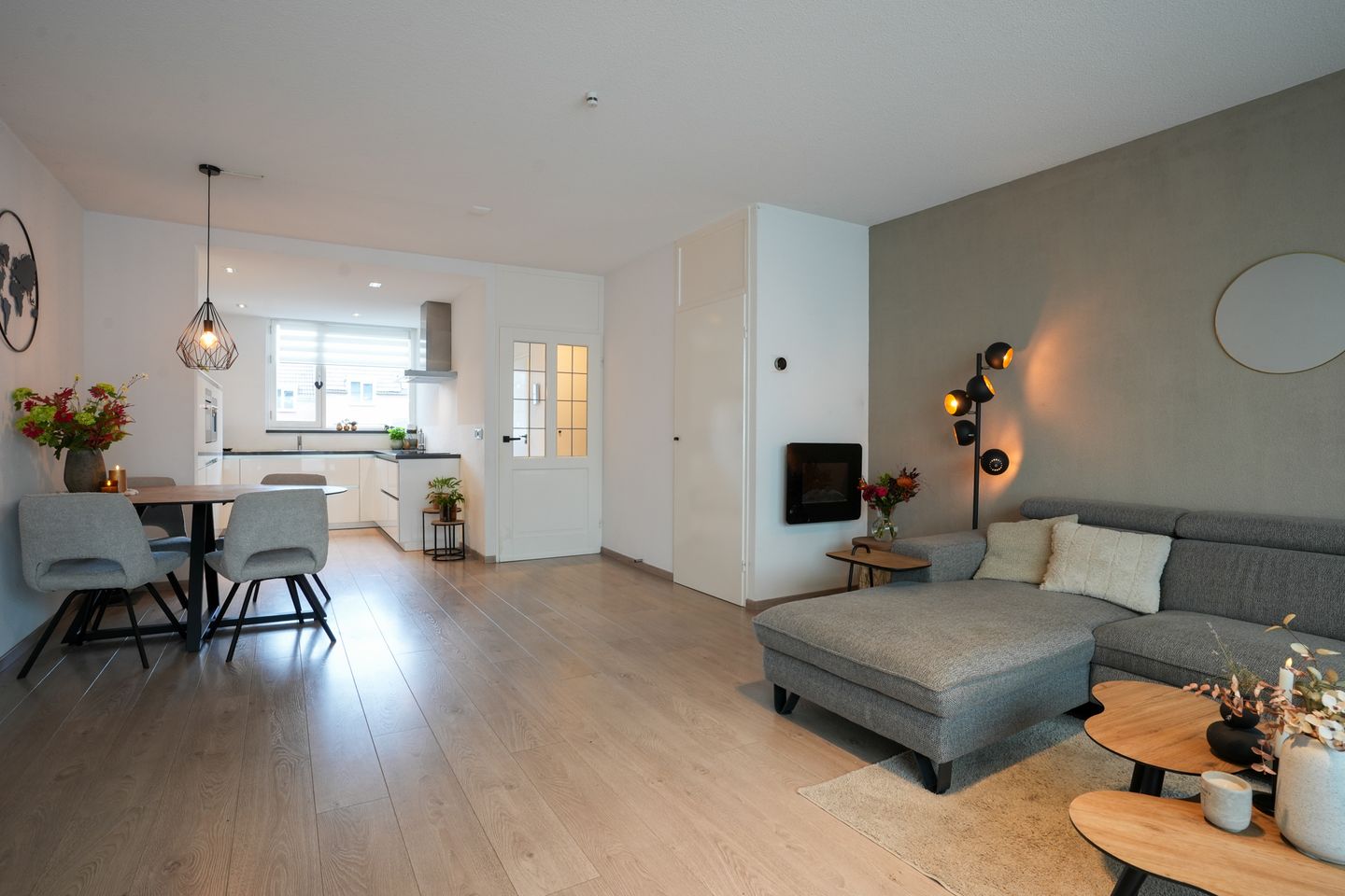 Foto 10 van Burgemeester Van Laarstraat 13