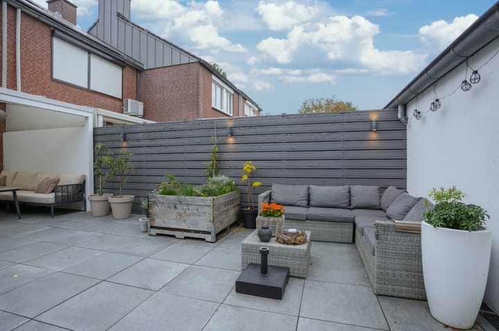 Foto 31 van Burgemeester Van Laarstraat 13