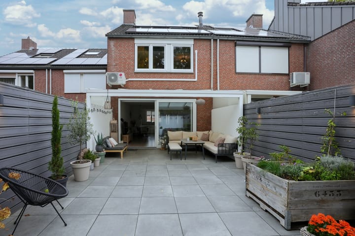 Foto 37 van Burgemeester Van Laarstraat 13