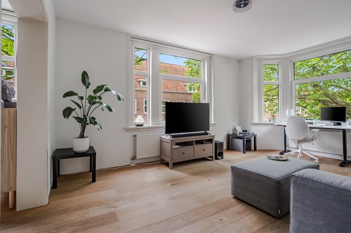 Photo 5 of Van Rensselaerstraat 37-2