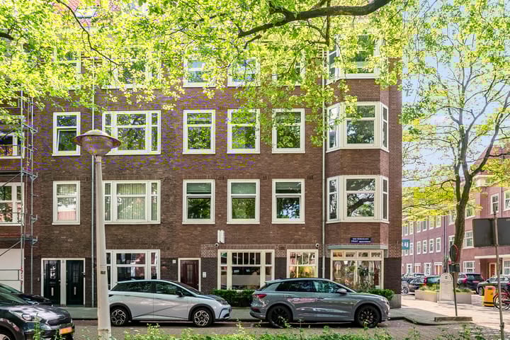 Photo 26 of Van Rensselaerstraat 37-2