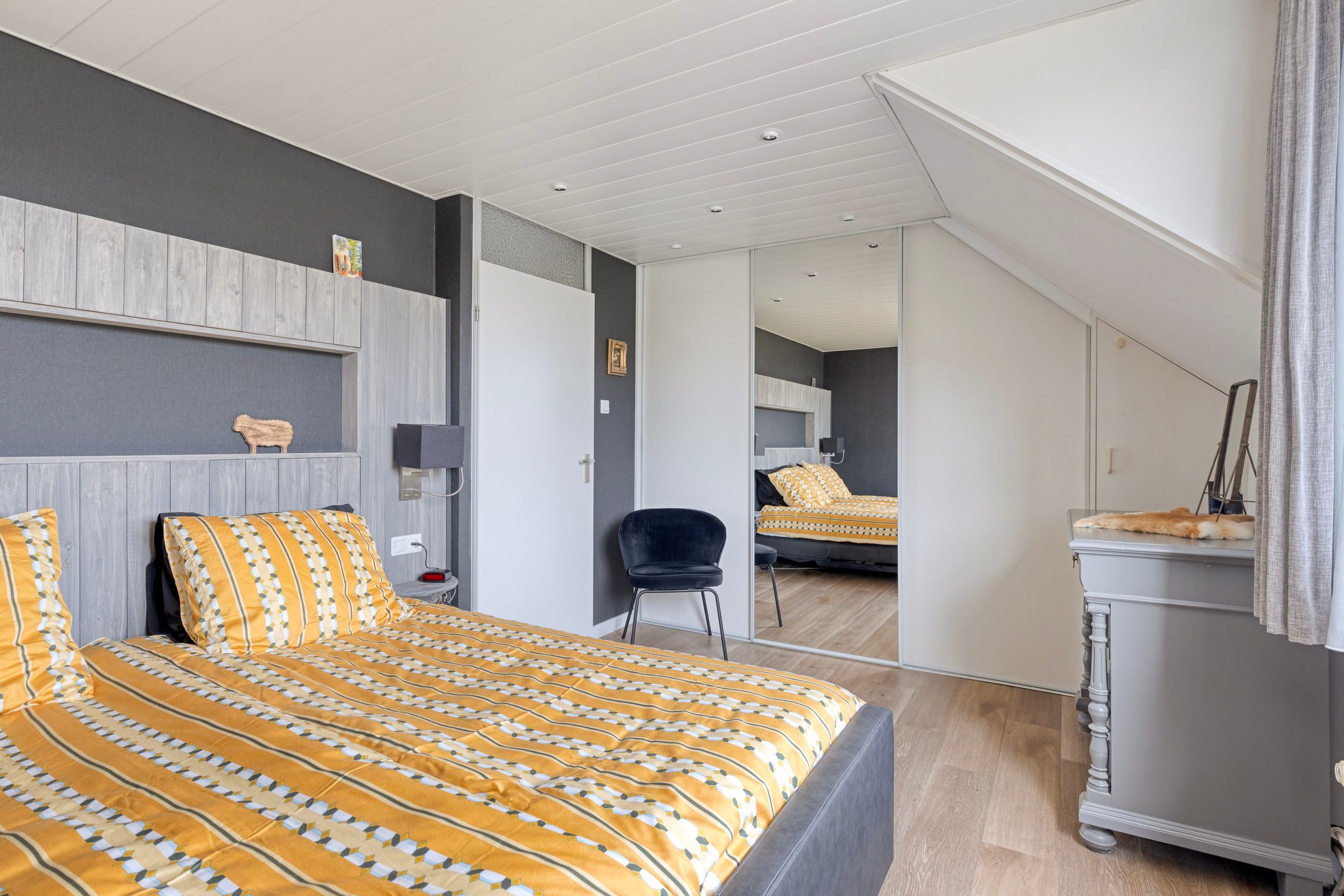 Foto 12 van Anjelier 3