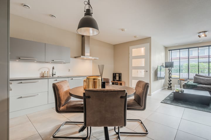 Foto 15 van Klaproos 68