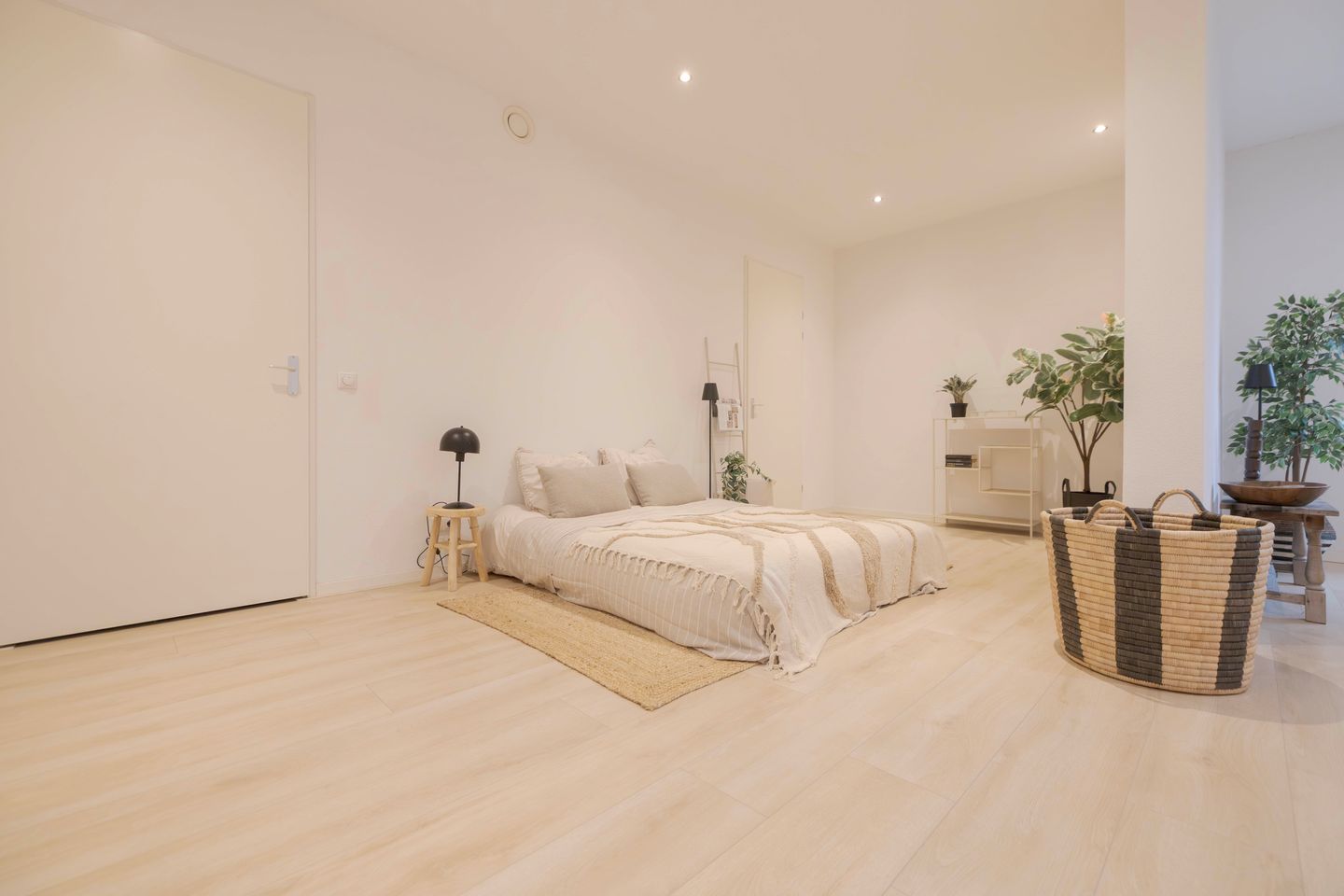 Foto 19 van Velperweg 19-118