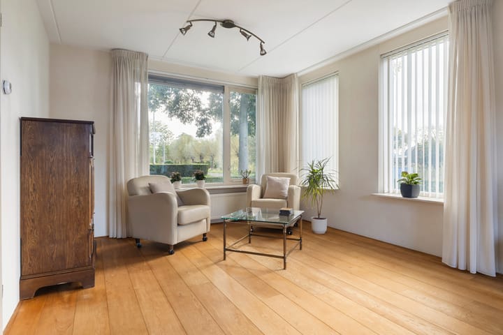 Photo 14 of Reidikker 44