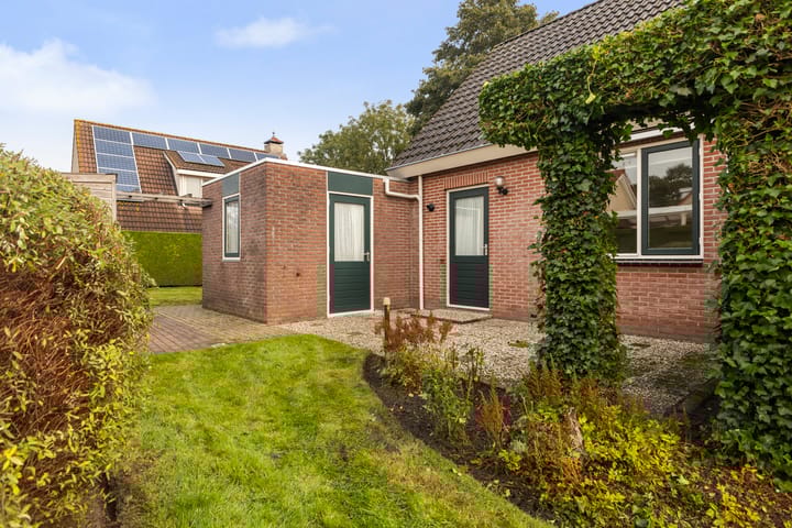 Photo 21 of Reidikker 44