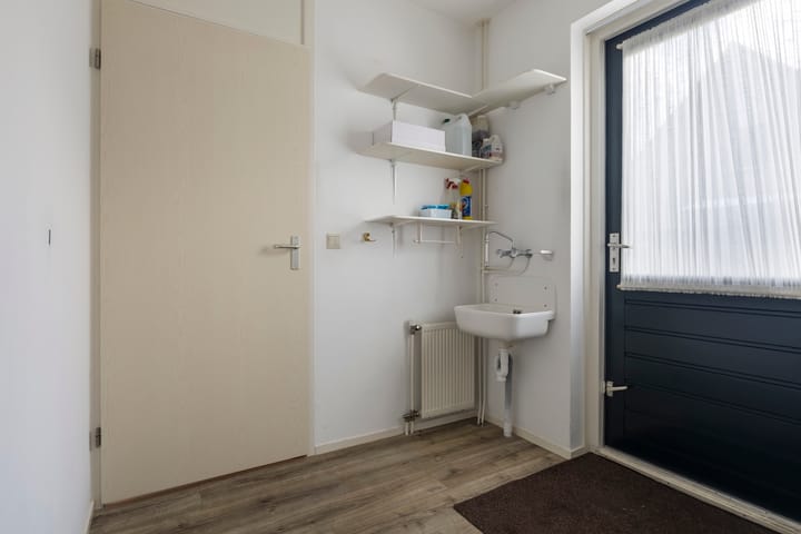 Photo 22 of Reidikker 44