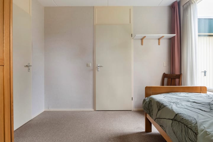 Photo 23 of Reidikker 44