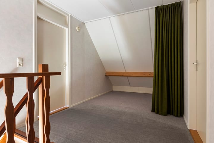 Photo 33 of Reidikker 44