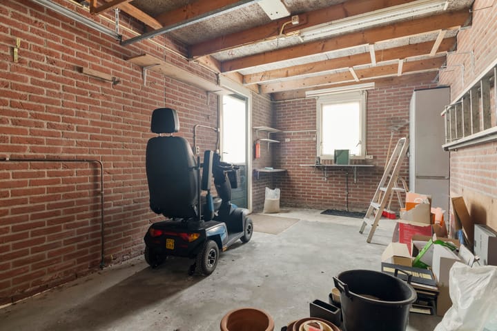 Photo 41 of Reidikker 44