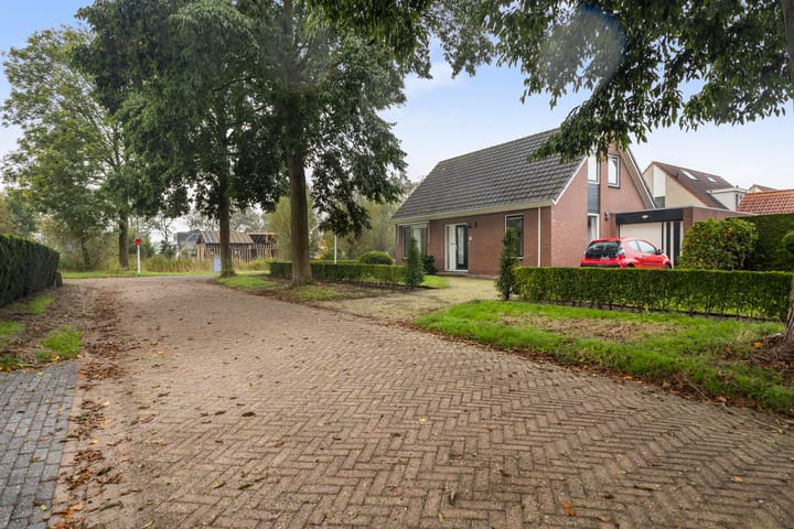 Photo 43 of Reidikker 44