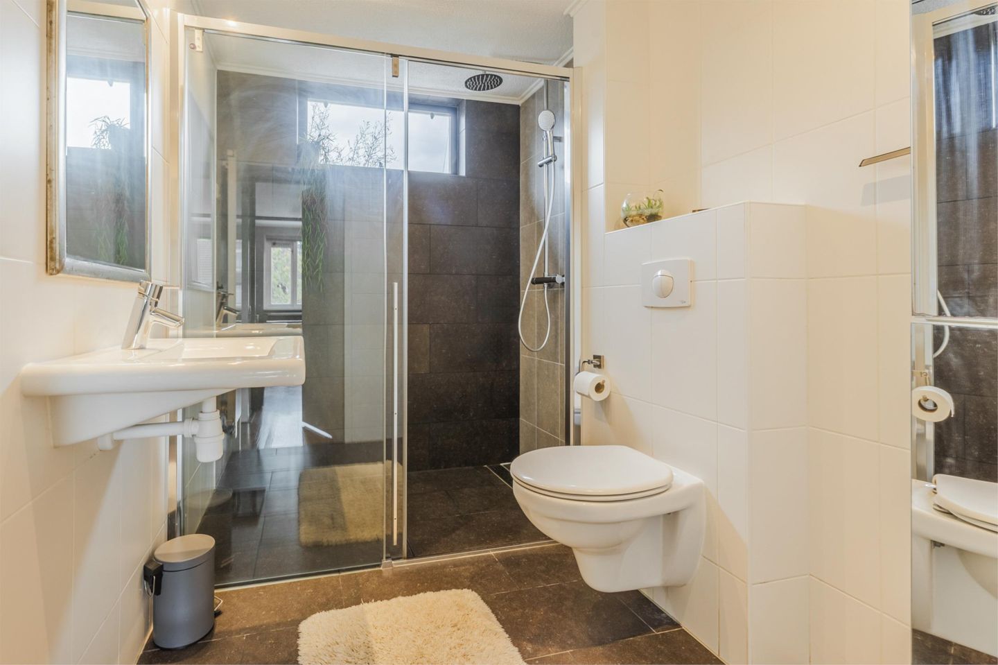 Photo 20 of Geertruidenbergpad 17