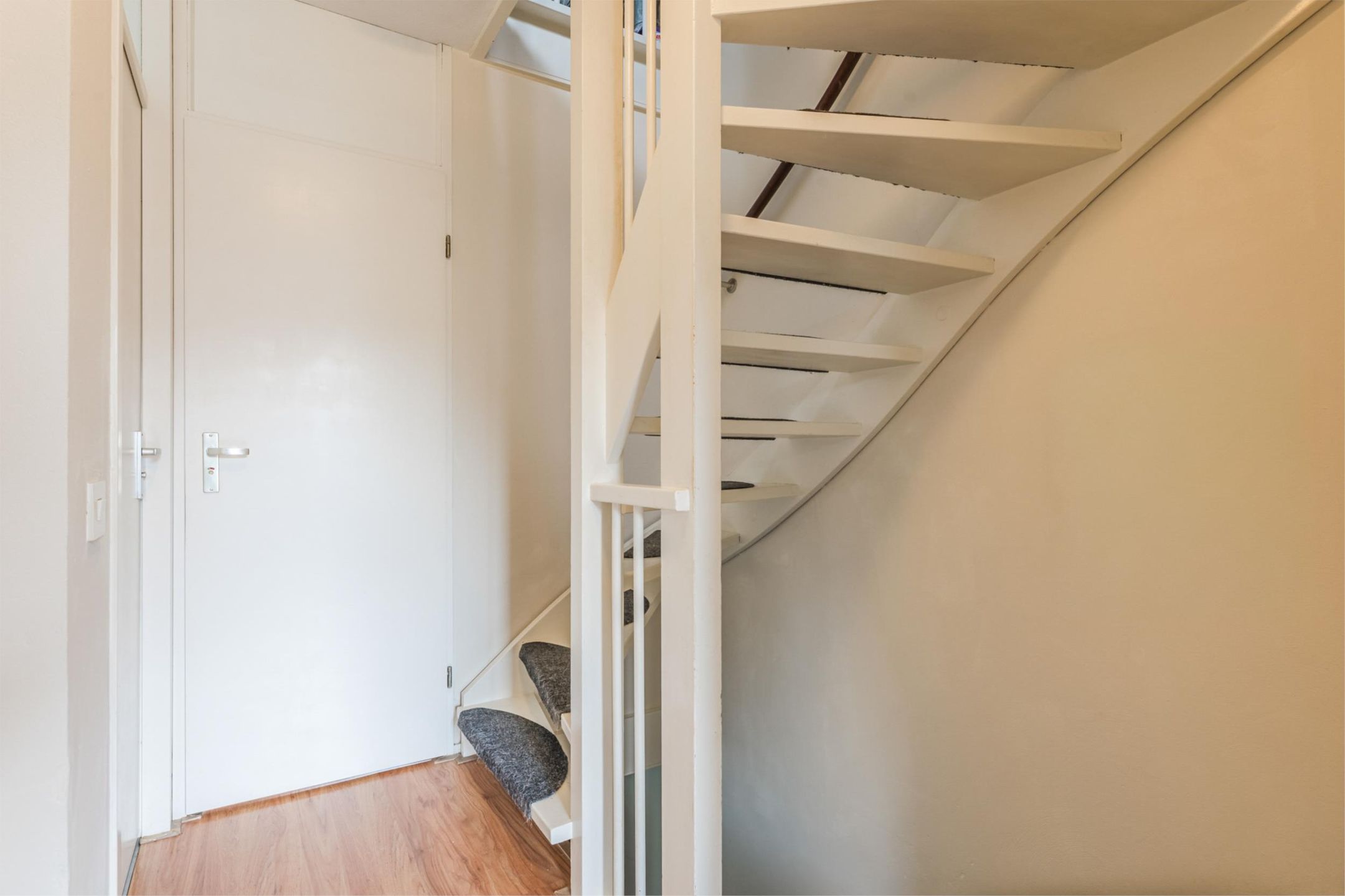 Photo 21 of Geertruidenbergpad 17