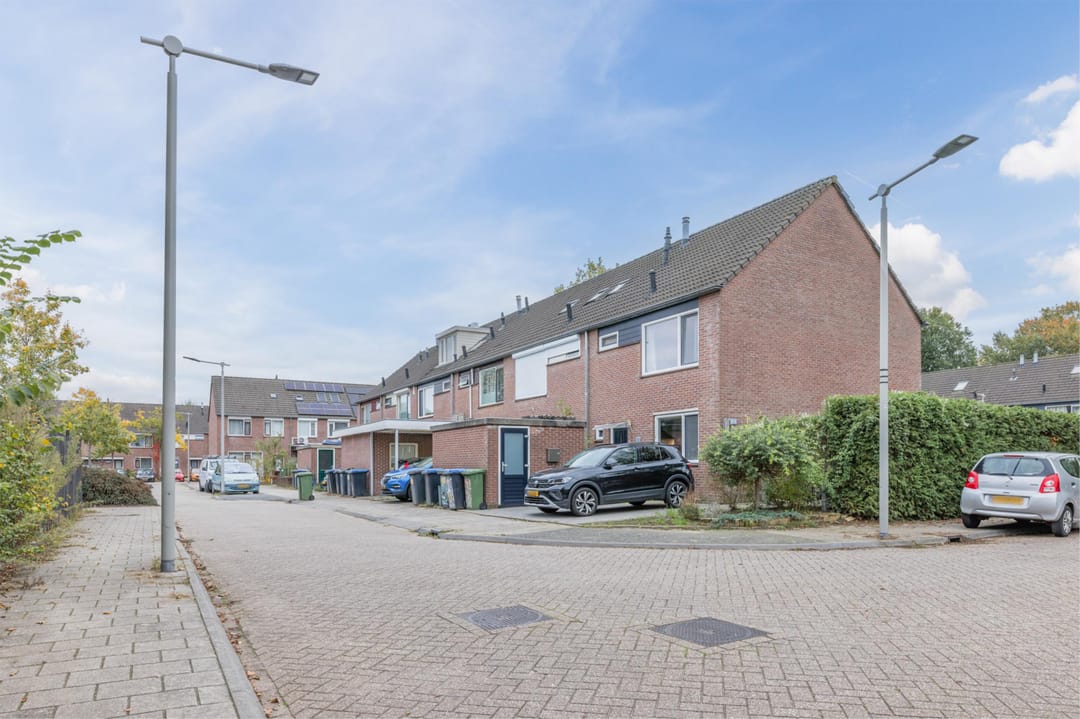 Photo 31 of Geertruidenbergpad 17