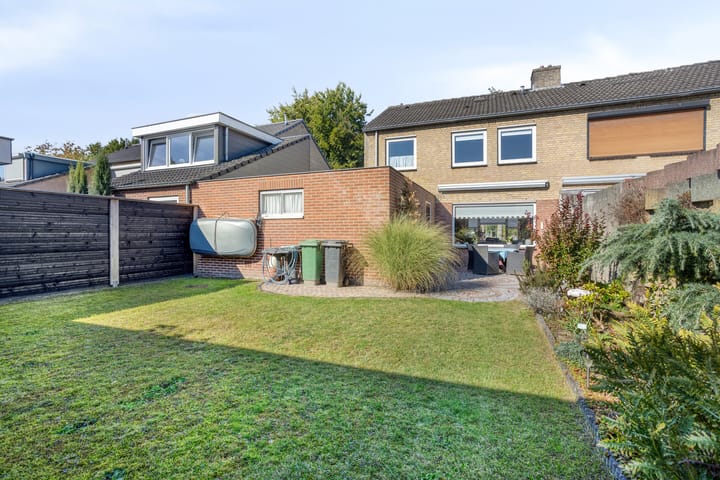 Foto 34 van Rogbloempad 6