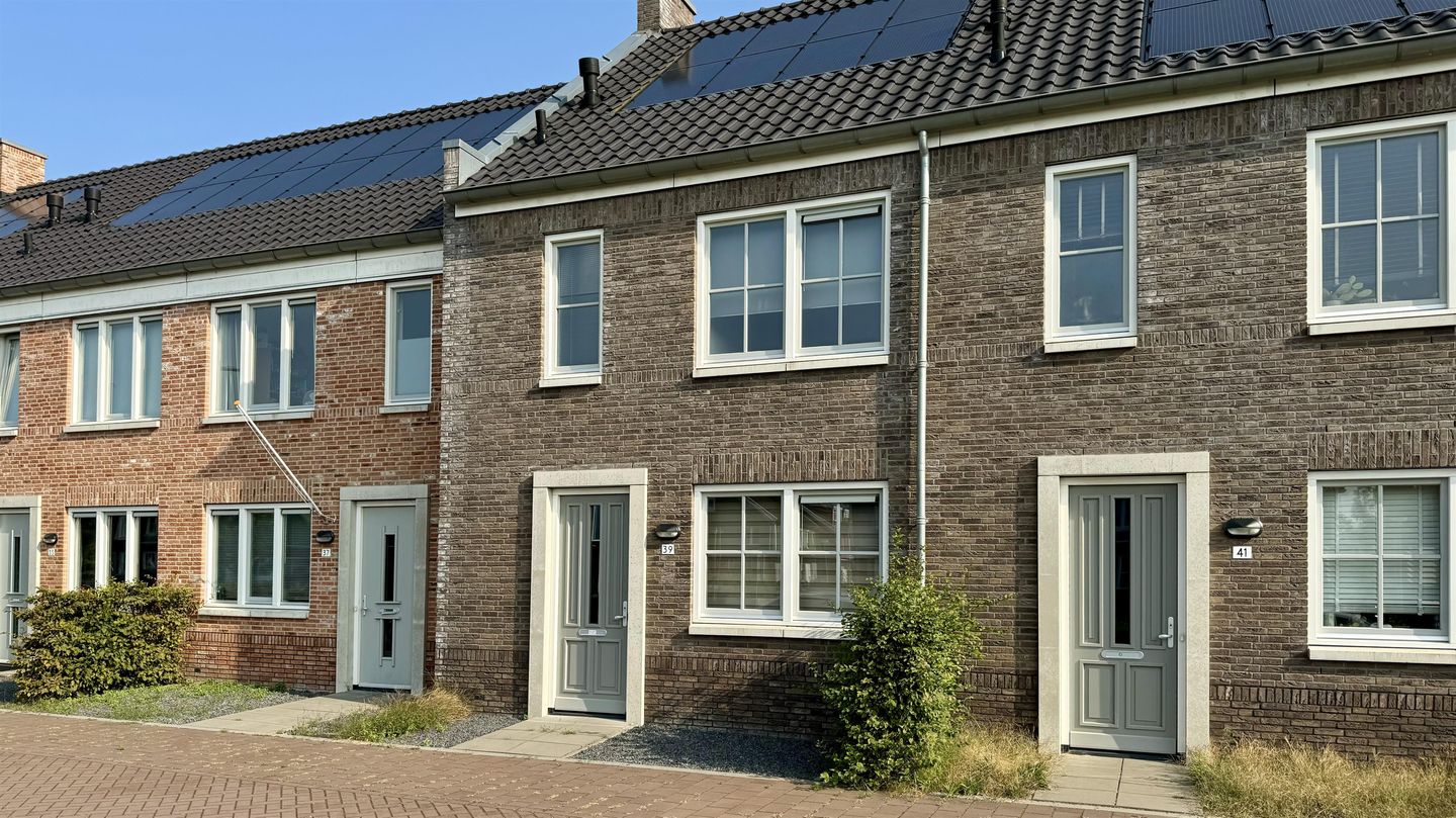 Foto 1 van Morgenrood 39