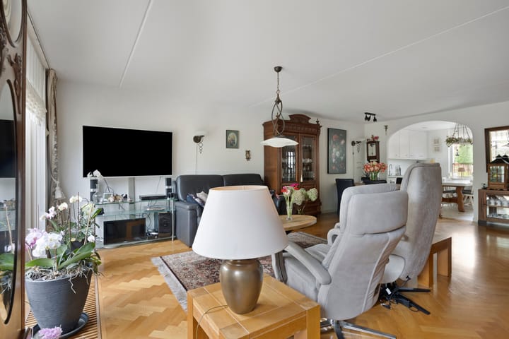 Photo 8 of Gorlooplaan 8