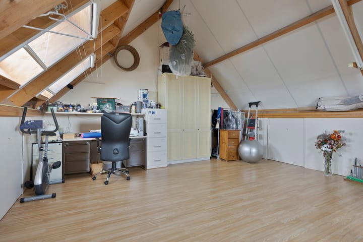 Photo 21 of Gorlooplaan 8