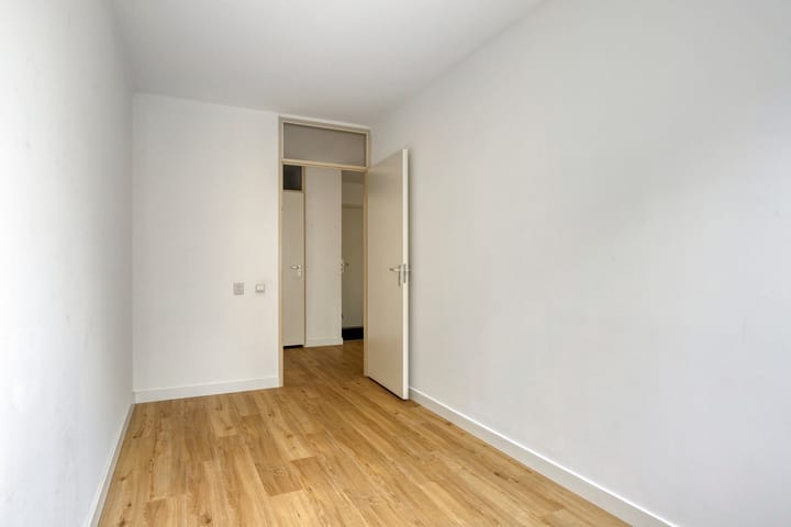 Photo 16 of Hoofdweg 250-B