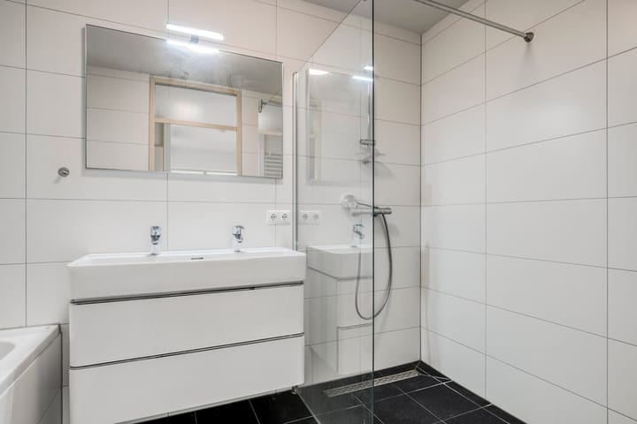 Photo 17 of Hoofdweg 250-B