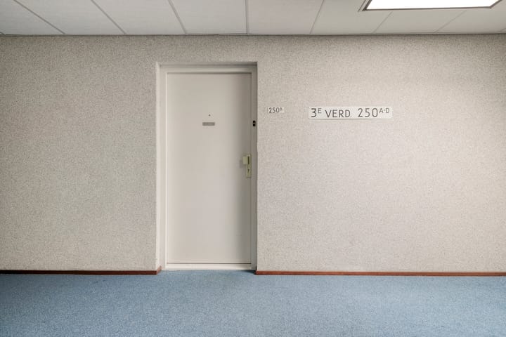 Photo 26 of Hoofdweg 250-B